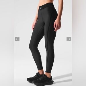 ALO Airlift High-Waist 7/8 Line Up Legging Black